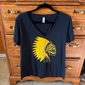 Women’s v neck Indian chief skeleton tee xxl